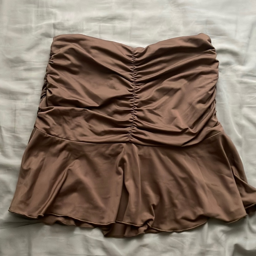 brown mini skirt